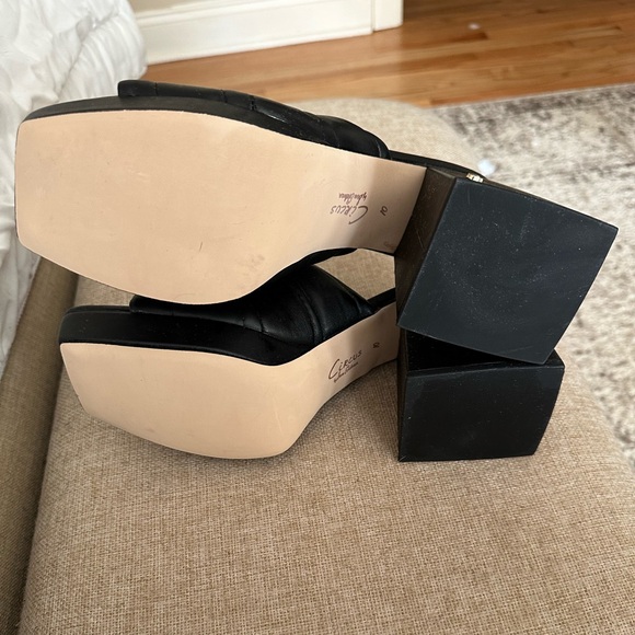 Circus Ivy by Sam Edelmon. black leather mules  shoes. Size 10. Never worn. - Picture 2 of 4